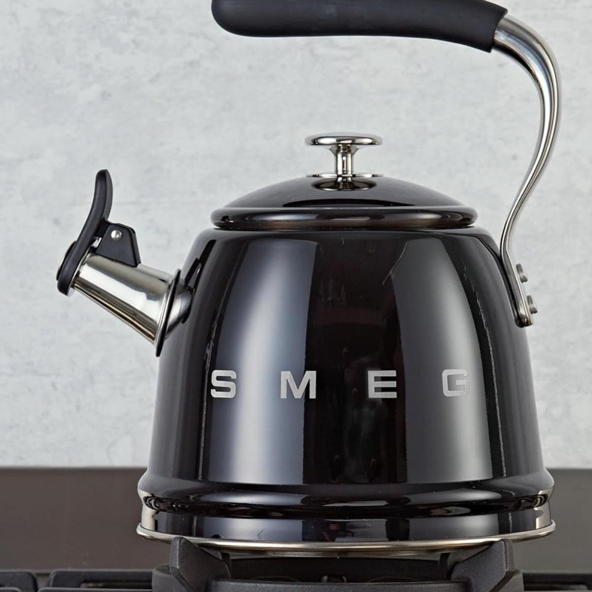 Smeg 50's Style Siyah Set Üstü Düdüklü Kettle 2.3 Lt Cklw2001bl