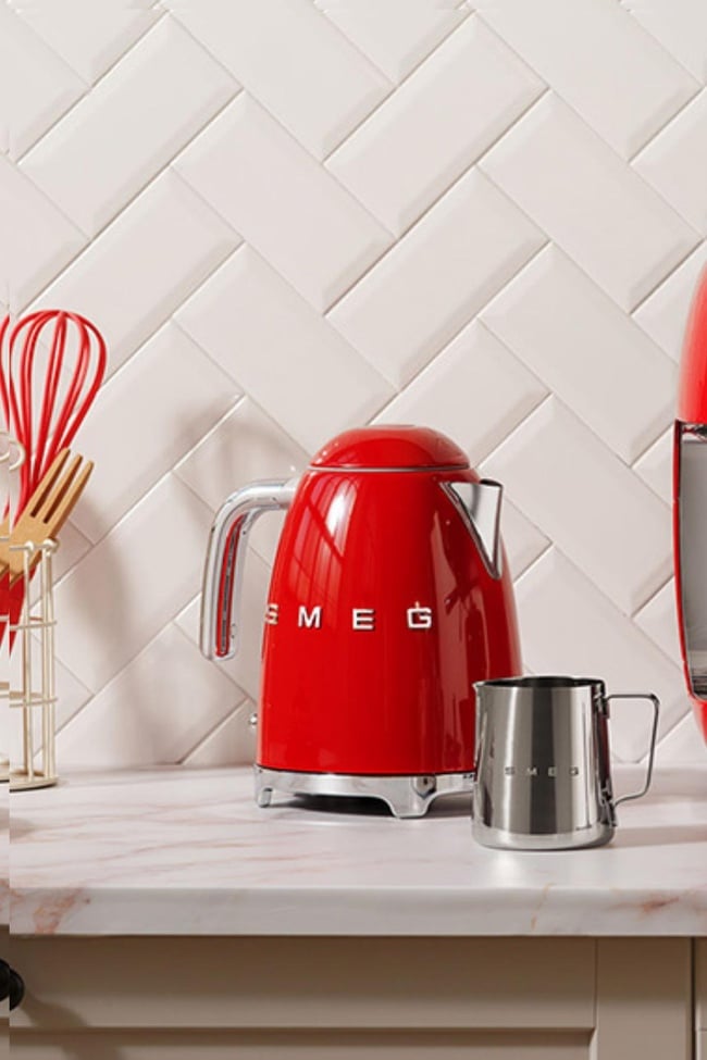  Smeg 50'S Style Retro Su Isıtıcı Kırmızı Klf03rdeu