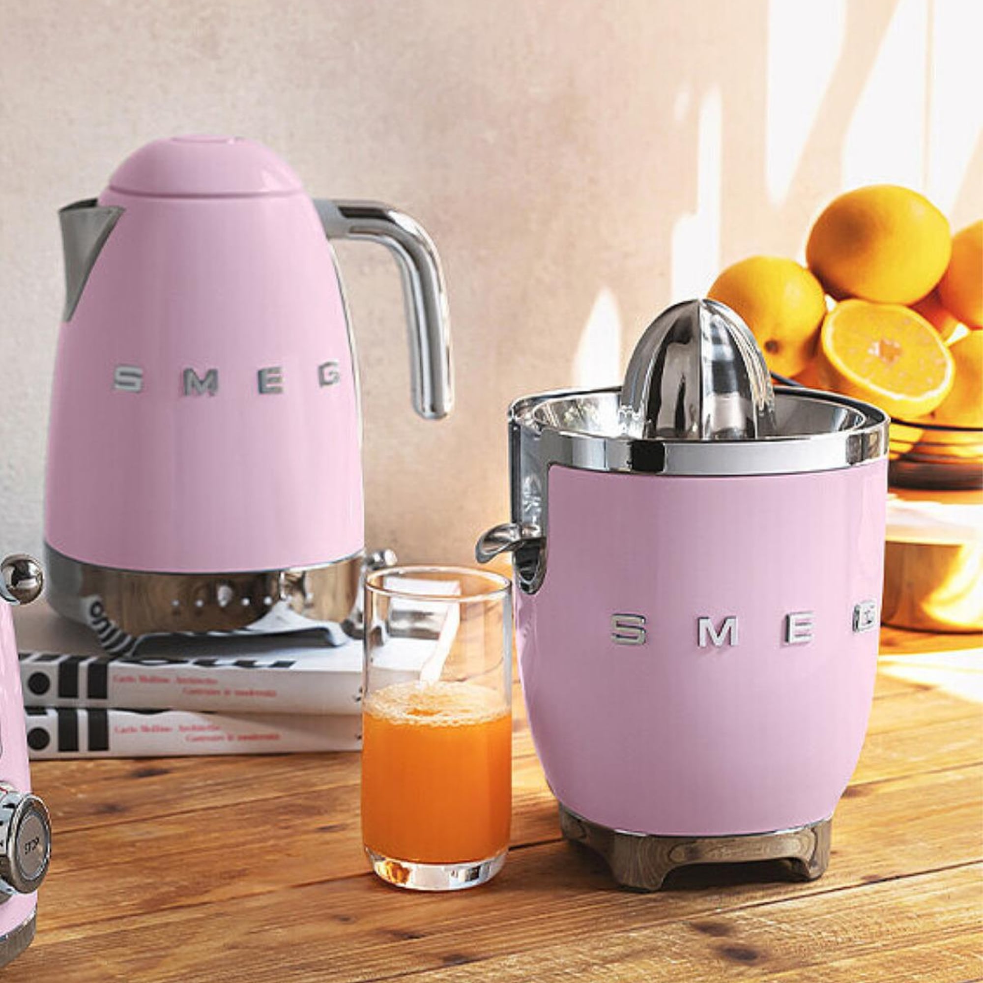 Smeg 50's Style Retro Pembe Narenciye Sıkacağı CJF11PKEU