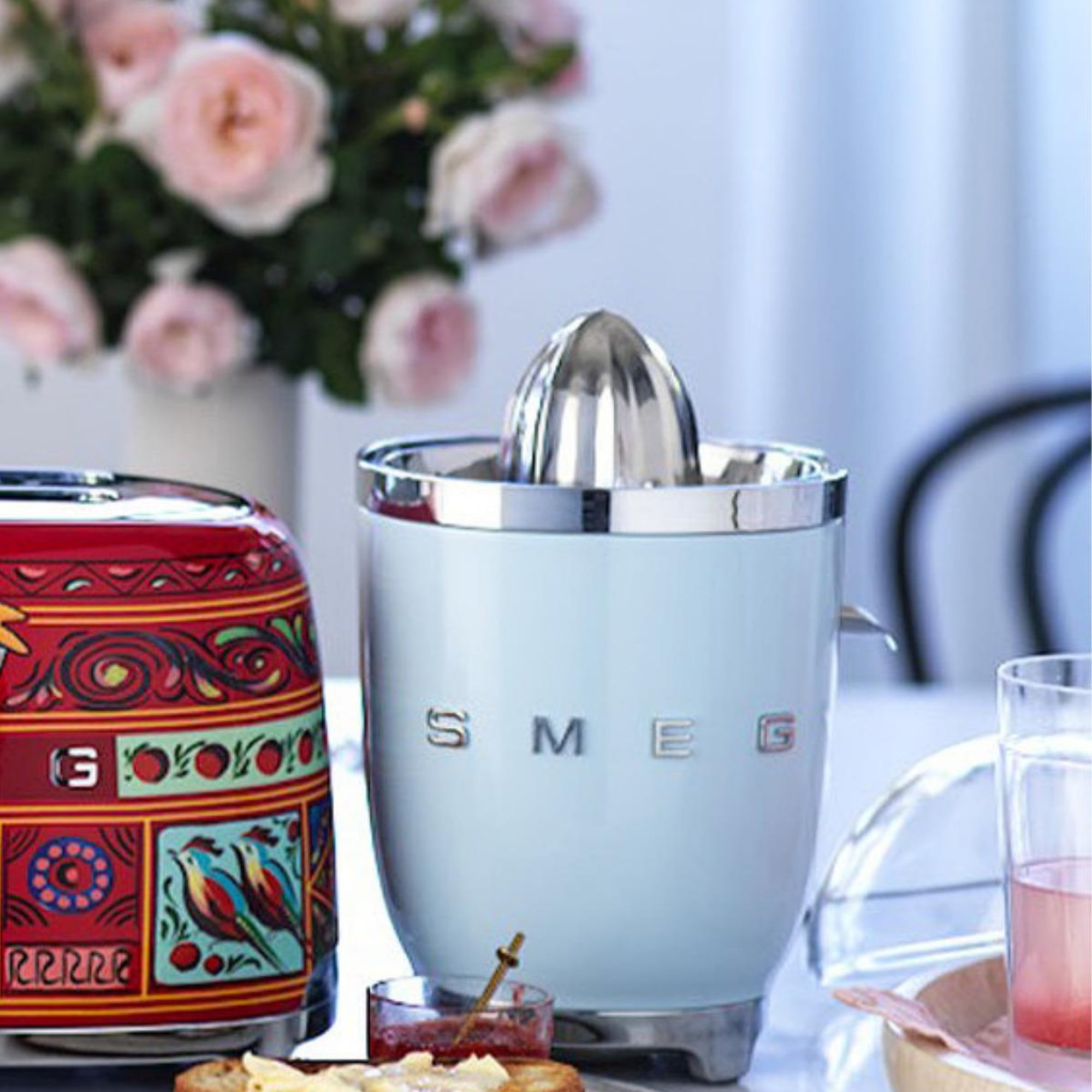 Smeg Pastel Mavi Narenciye Sıkacağı Cjf01pbeu