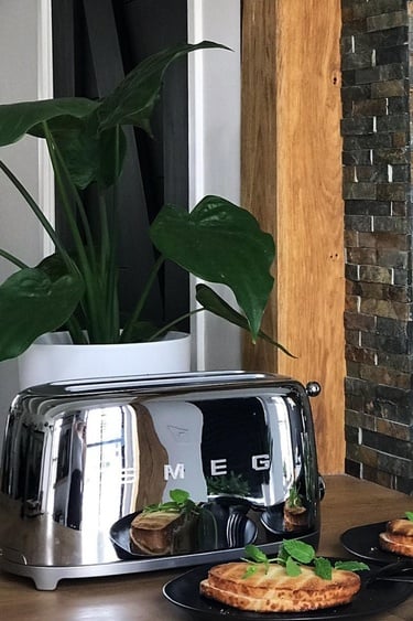  Smeg Çelik Rengi Ekmek Kızartma Makinesi 2x4