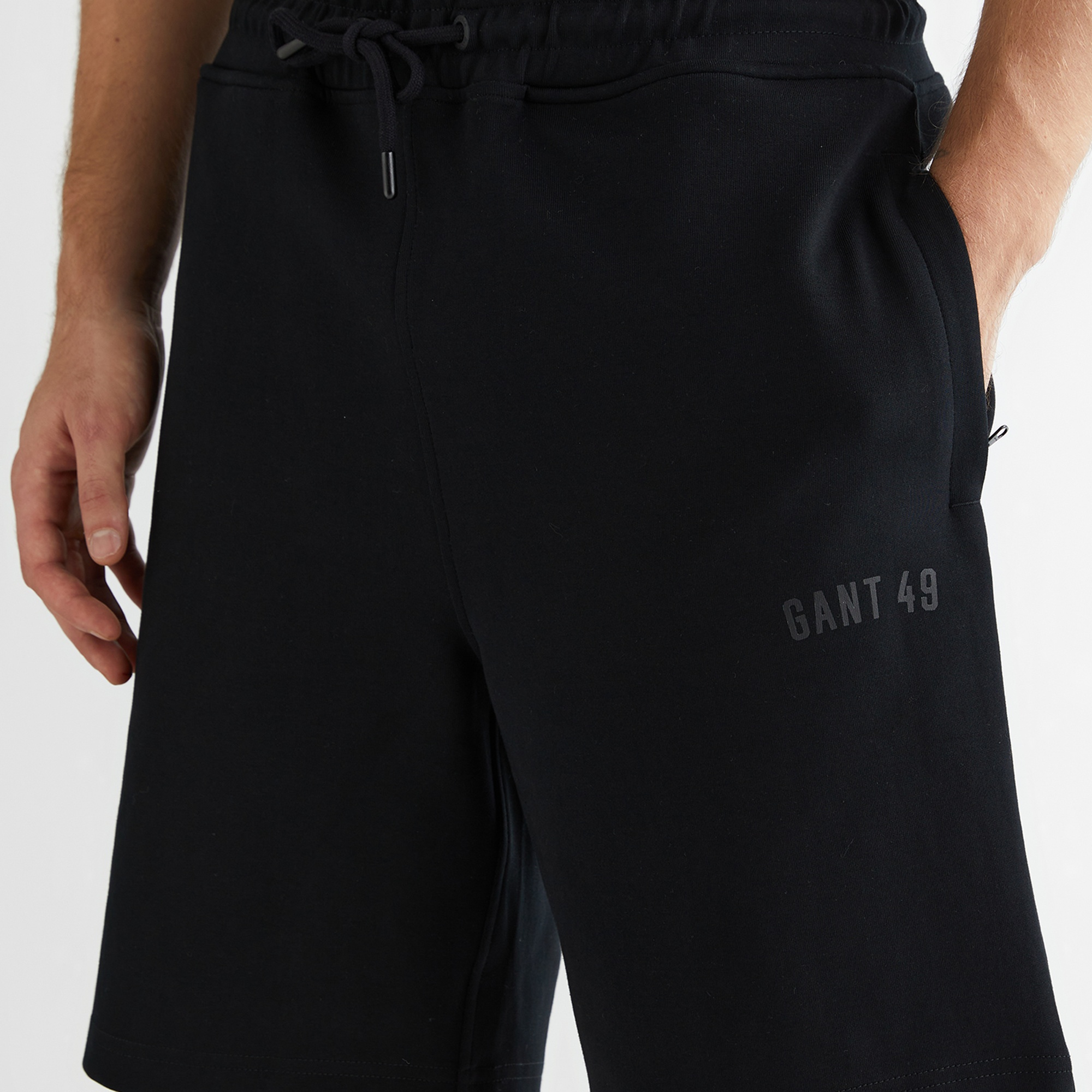 GANT Erkek Siyah Regular Fit Logolu Şort