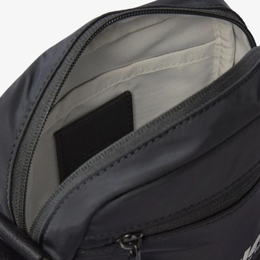  Calvin Klein Graphic Reporter Erkek Siyah El Çantası