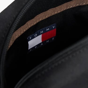  Tommy Jeans Essentials Daily Reporter Erkek Siyah Çapraz Çanta