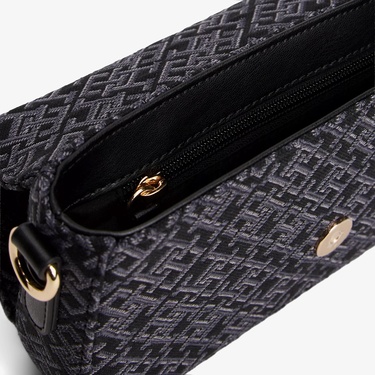  Tommy Hilfiger Icon Conv Jacquard Kadın Siyah Çapraz Çanta