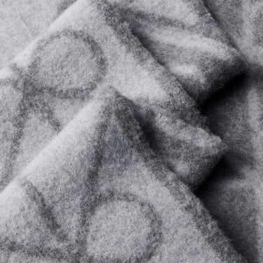  Calvin Klein Emblem Brushed Erkek Gri Şal