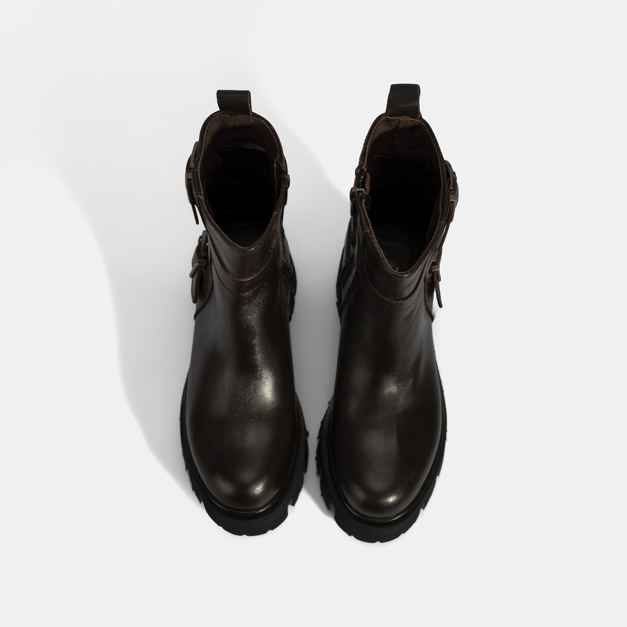 Kadın Kahve Metal Tokalı Deri Bot