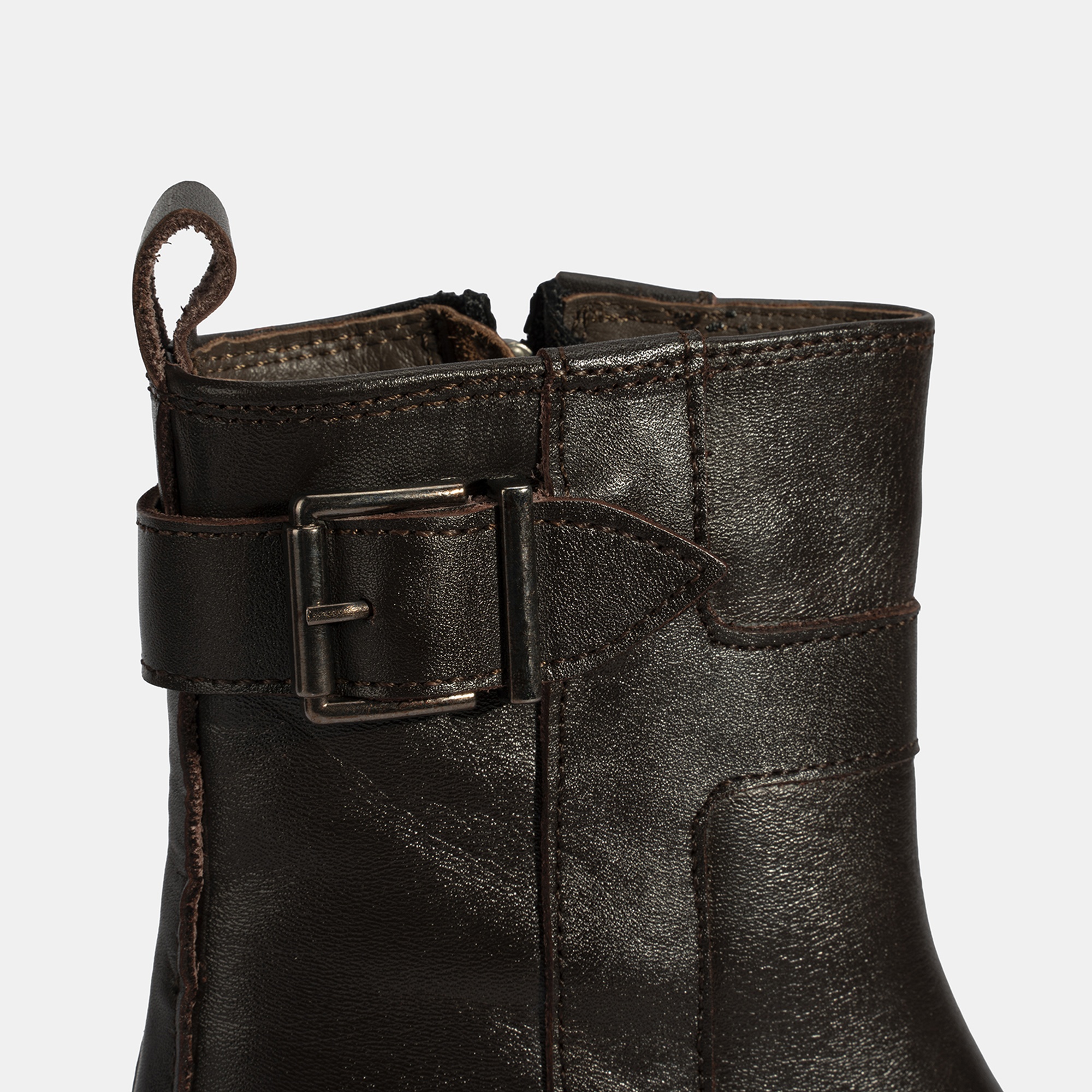 Kadın Kahve Metal Tokalı Deri Bot