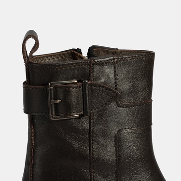  Kadın Kahve Metal Tokalı Deri Bot