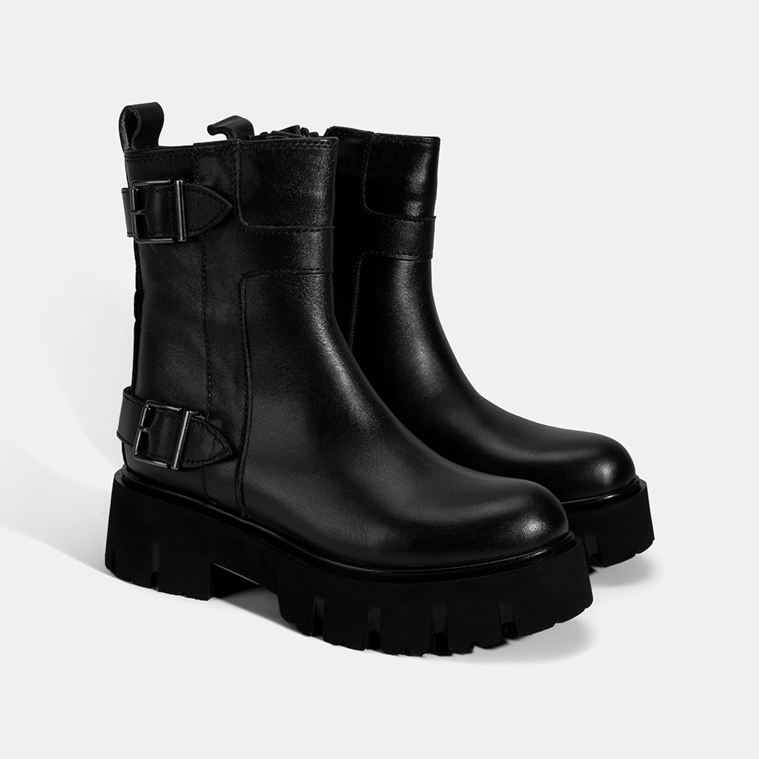  Kadın Siyah Metal Tokalı Deri Bot