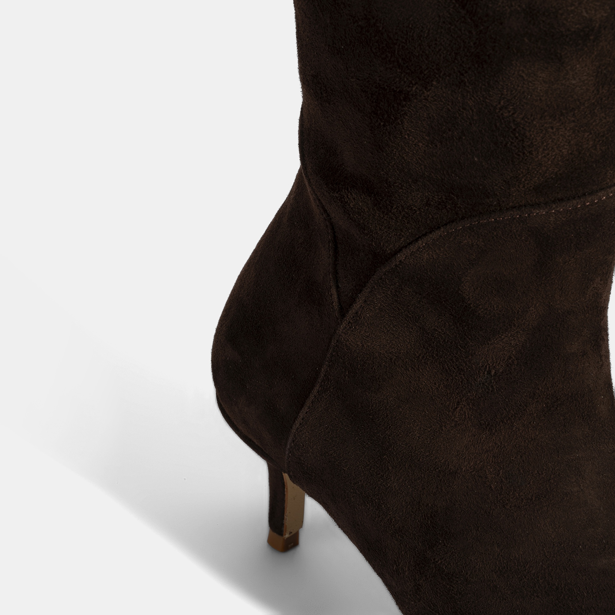 Kadın Kahve Sivri Burunlu İnce Topuklu Süet Çizme