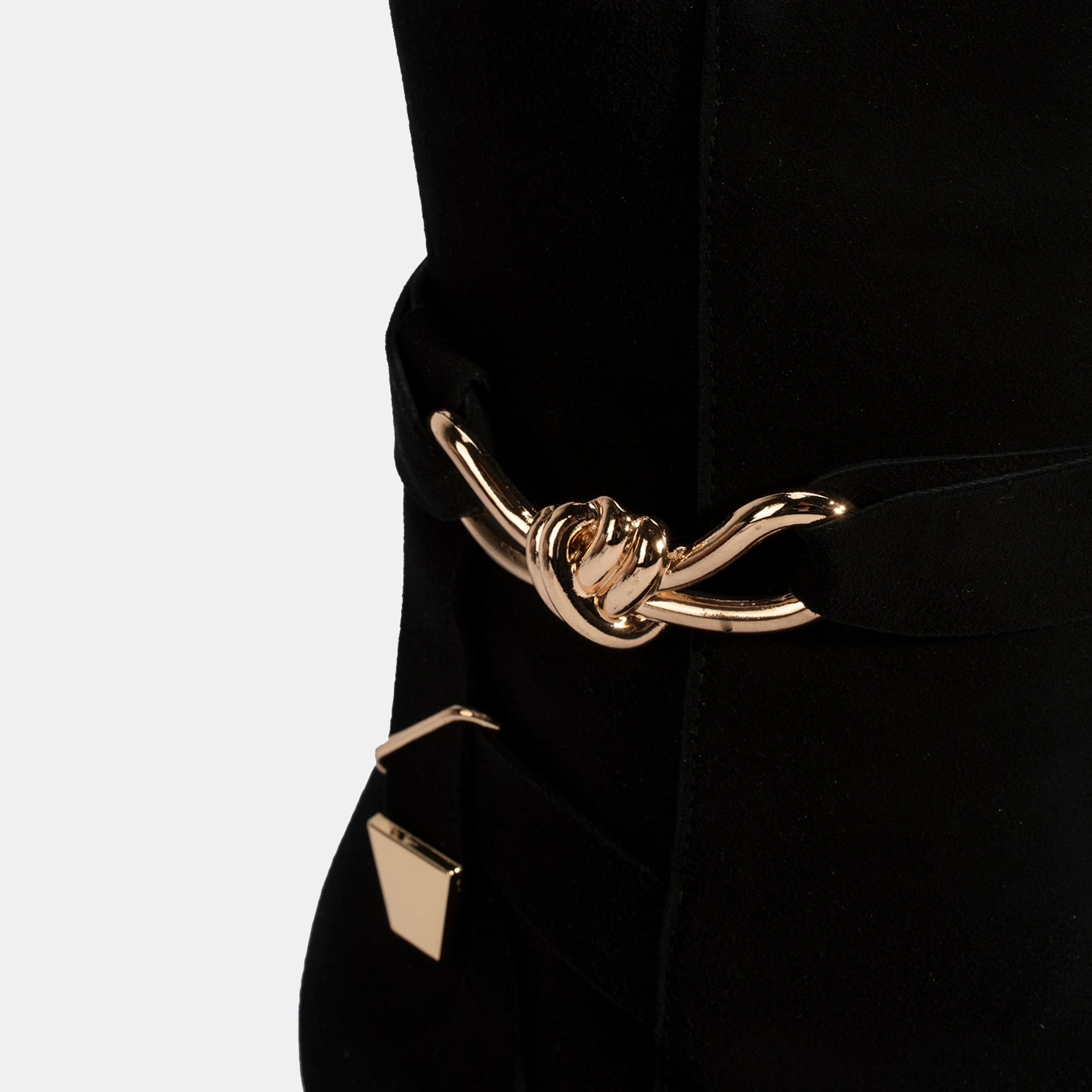 Kadın Siyah Sivri Burunlu İnce Topuklu Süet Çizme