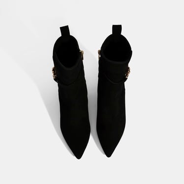  Kadın Siyah Sivri Burunlu İnce Topuklu Süet Çizme