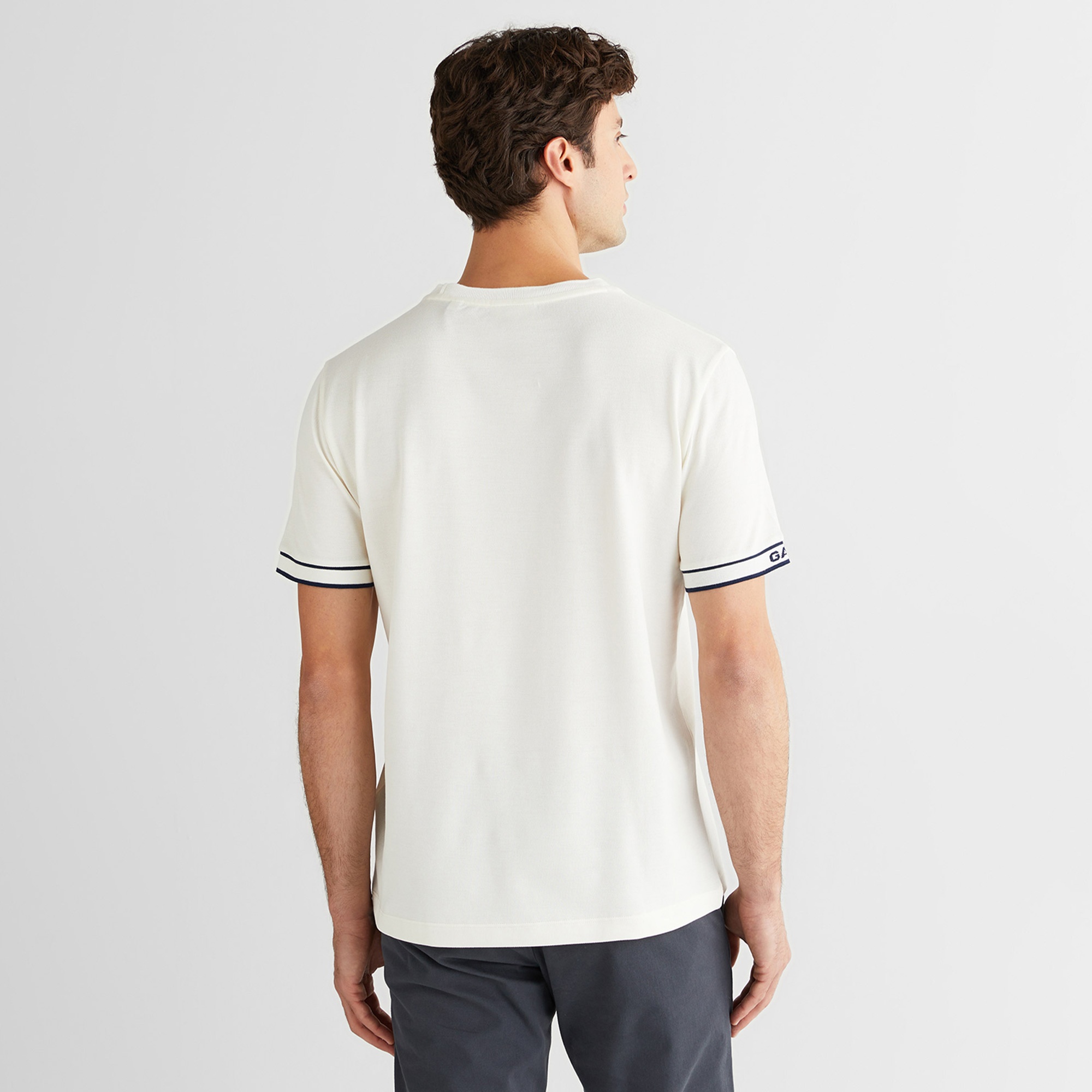 GANT Erkek Beyaz Regular Fit Bisiklet Yaka T-Shirt