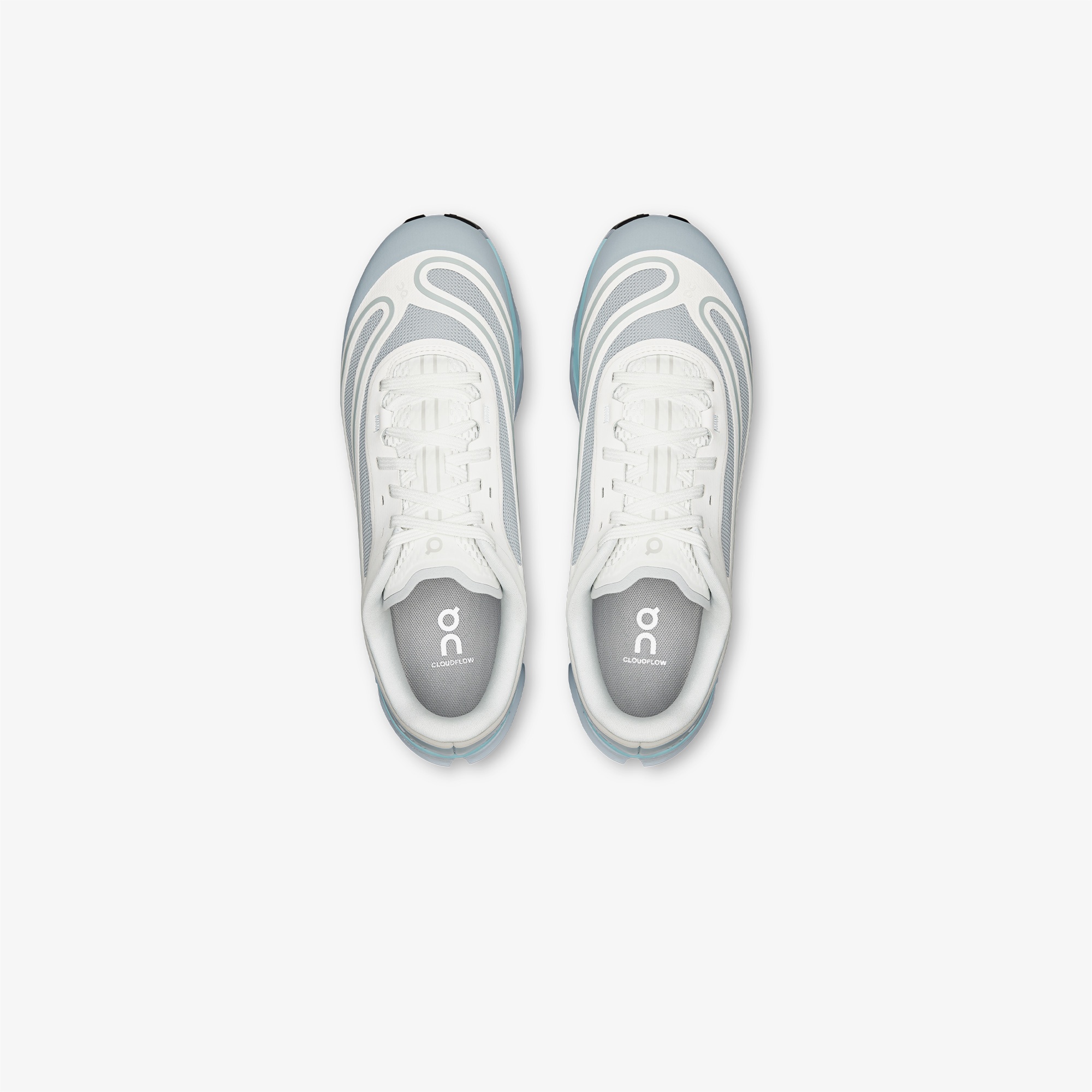 On Cloudflow Erkek Beyaz Spor Ayakkabı