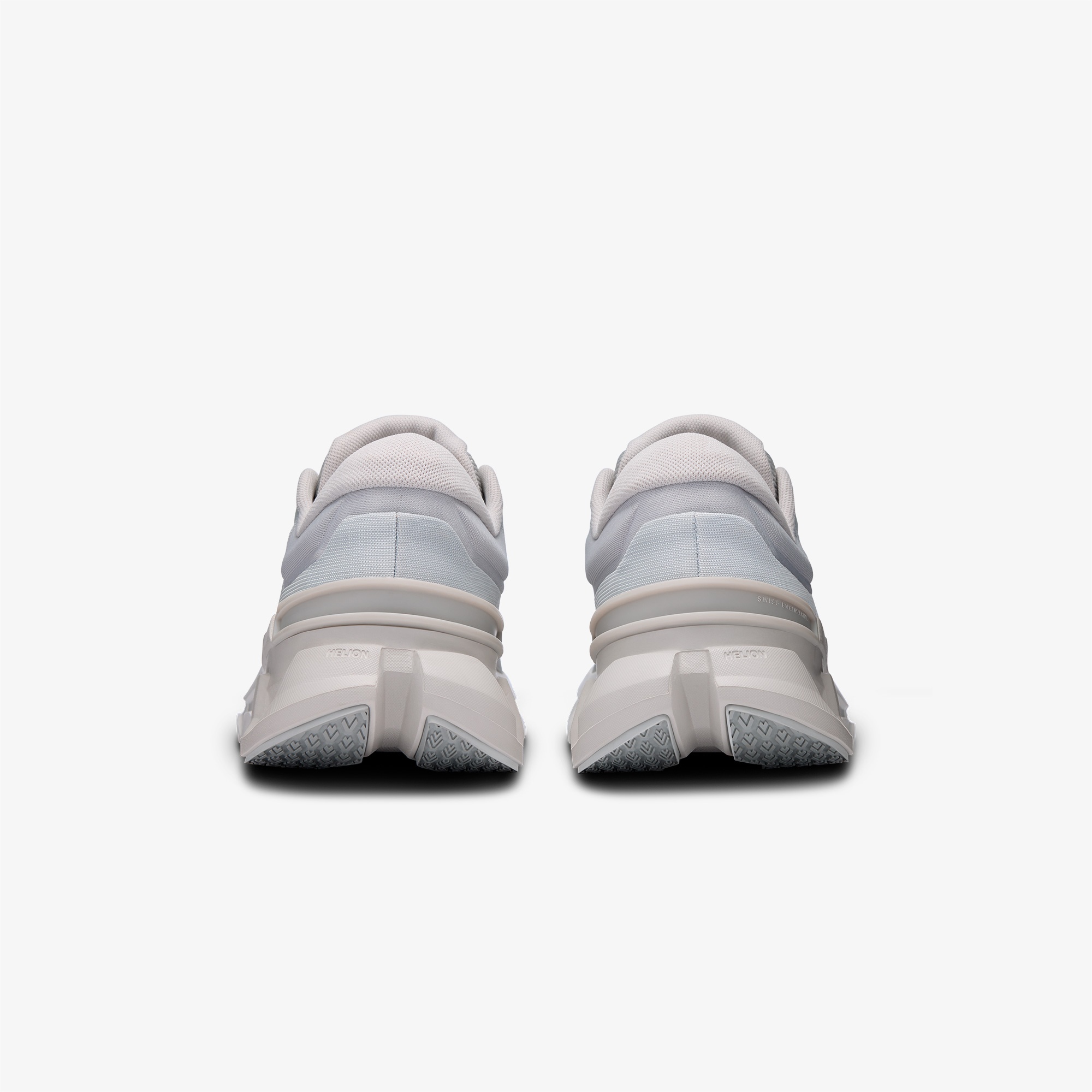 On Cloudflyer 5 Erkek Gri Spor Ayakkabı