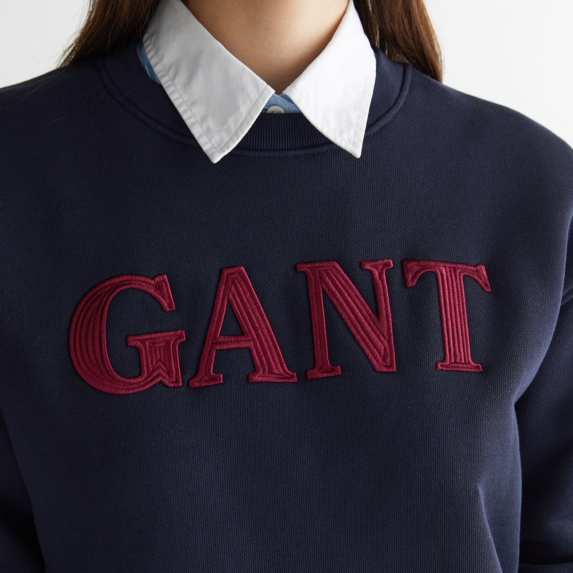 GANT Kadın Lacivert Relaxed Fit Bisiklet Yaka Sweatshirt