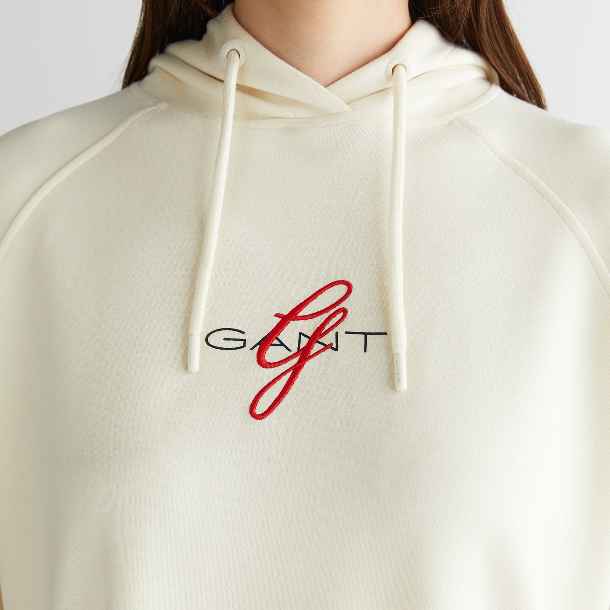 GANT Kadın Krem Bisiklet Yaka Logolu Sweatshirt