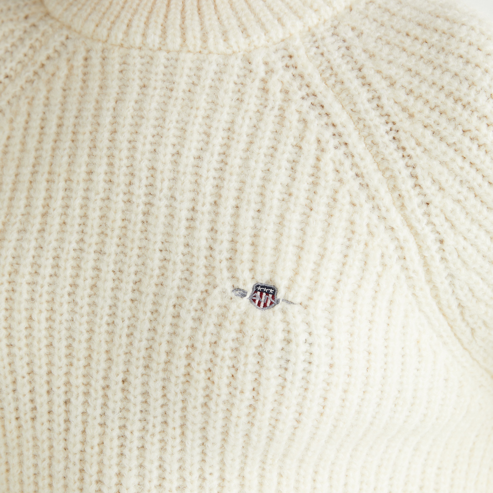 GANT Kadın Krem Cropped Fit Bisiklet Yaka Triko