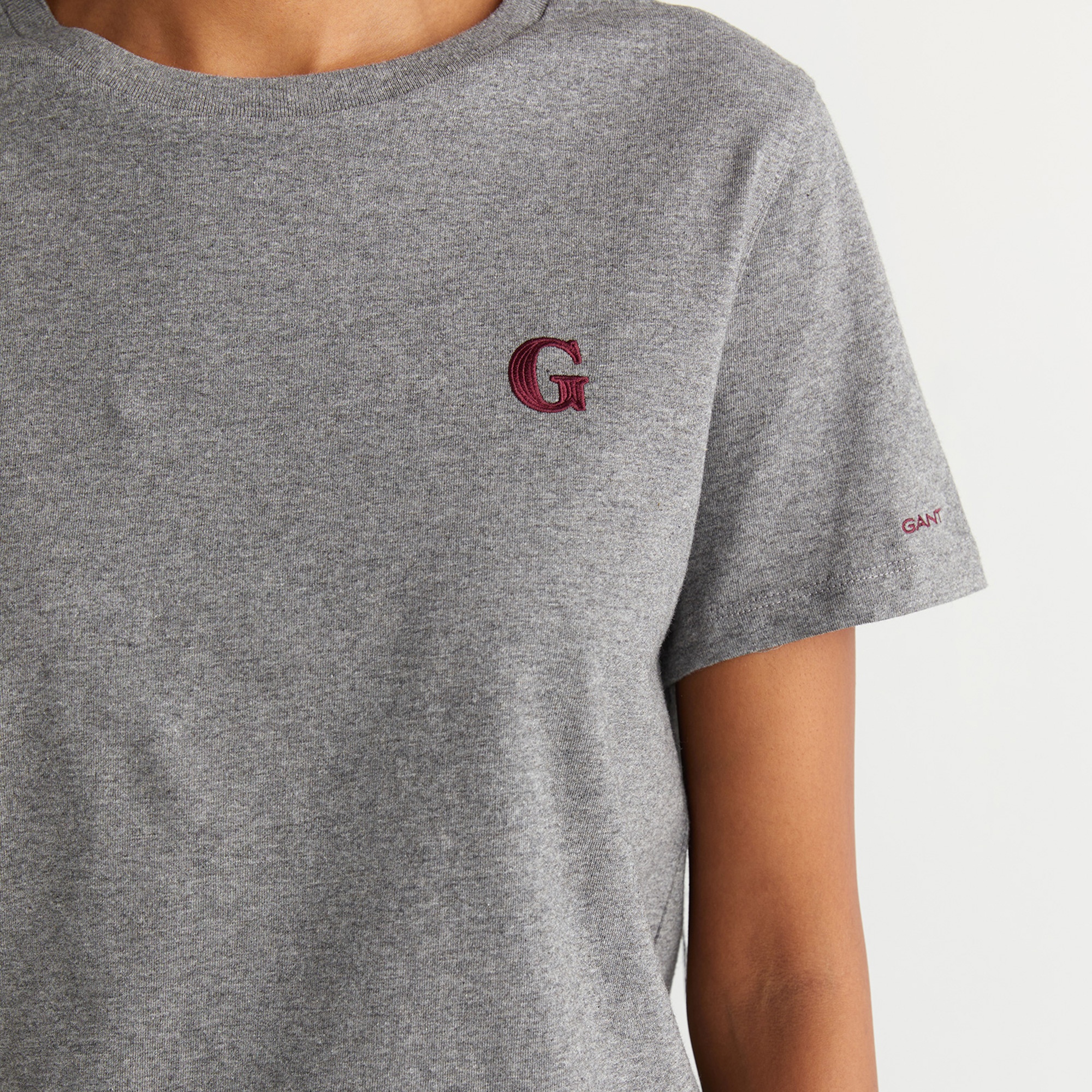 GANT Kadın Gri Regular Fit Bisiklet Yaka T-Shirt