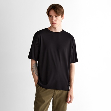  GANT Erkek Siyah Relaxed Fit Bisiklet Yaka Logolu T-Shirt