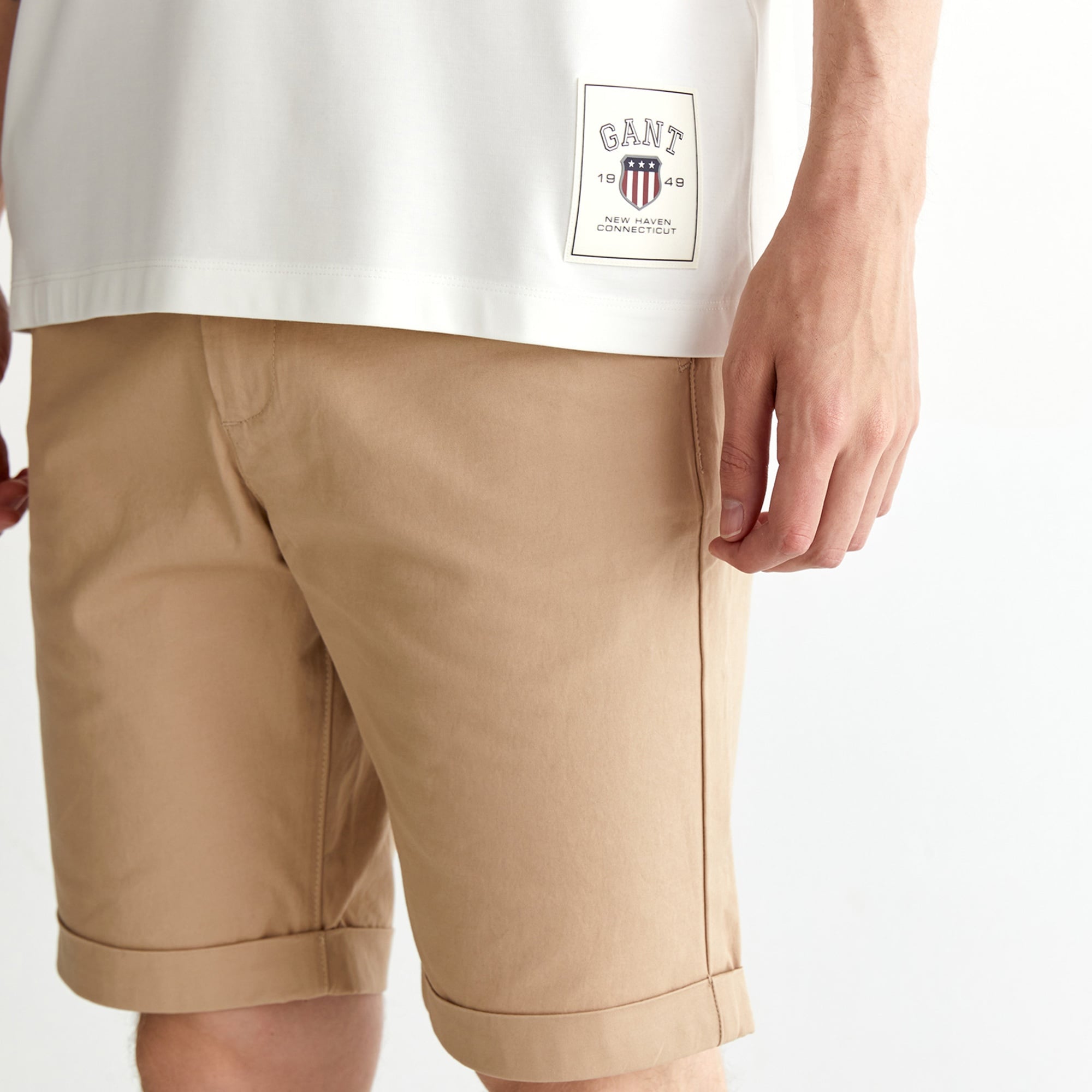 GANT Erkek Krem Relaxed Fit Bisiklet Yaka Logolu T-Shirt