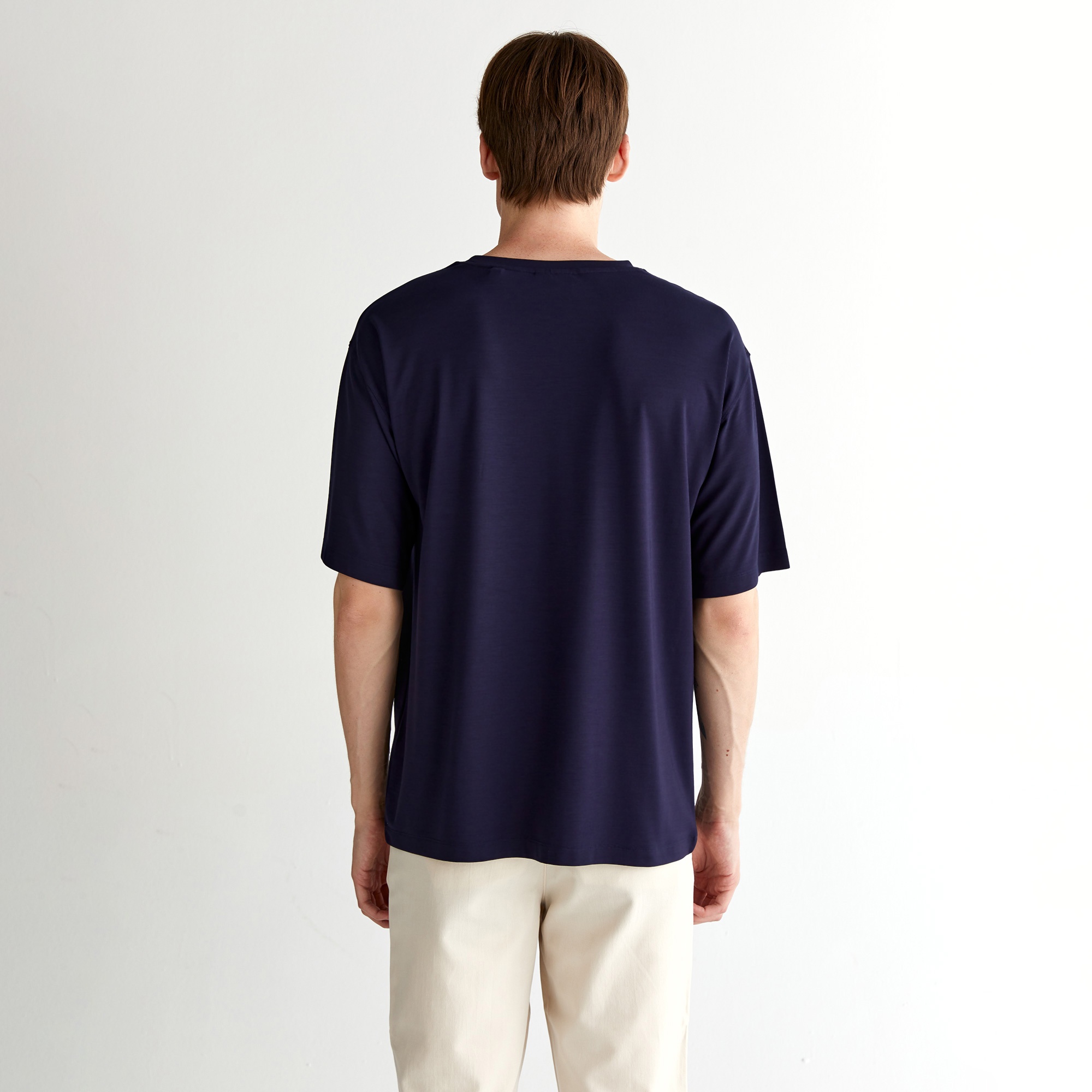 GANT Erkek Lacivert Relaxed Fit Bisiklet Yaka Logolu T-Shirt