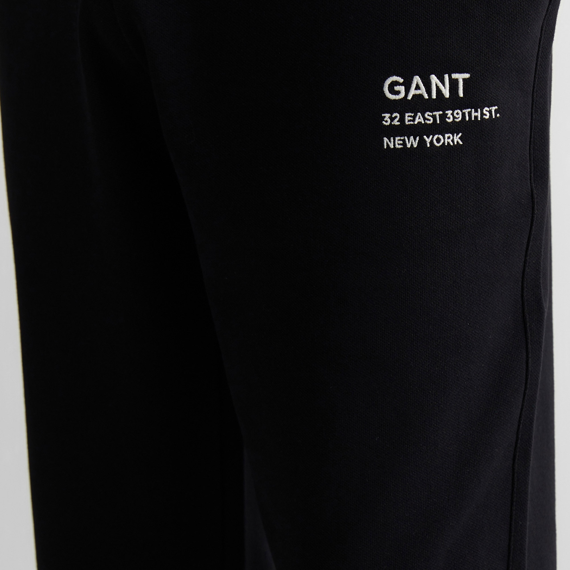 GANT Erkek Siyah Regular Fit Eşofman Altı