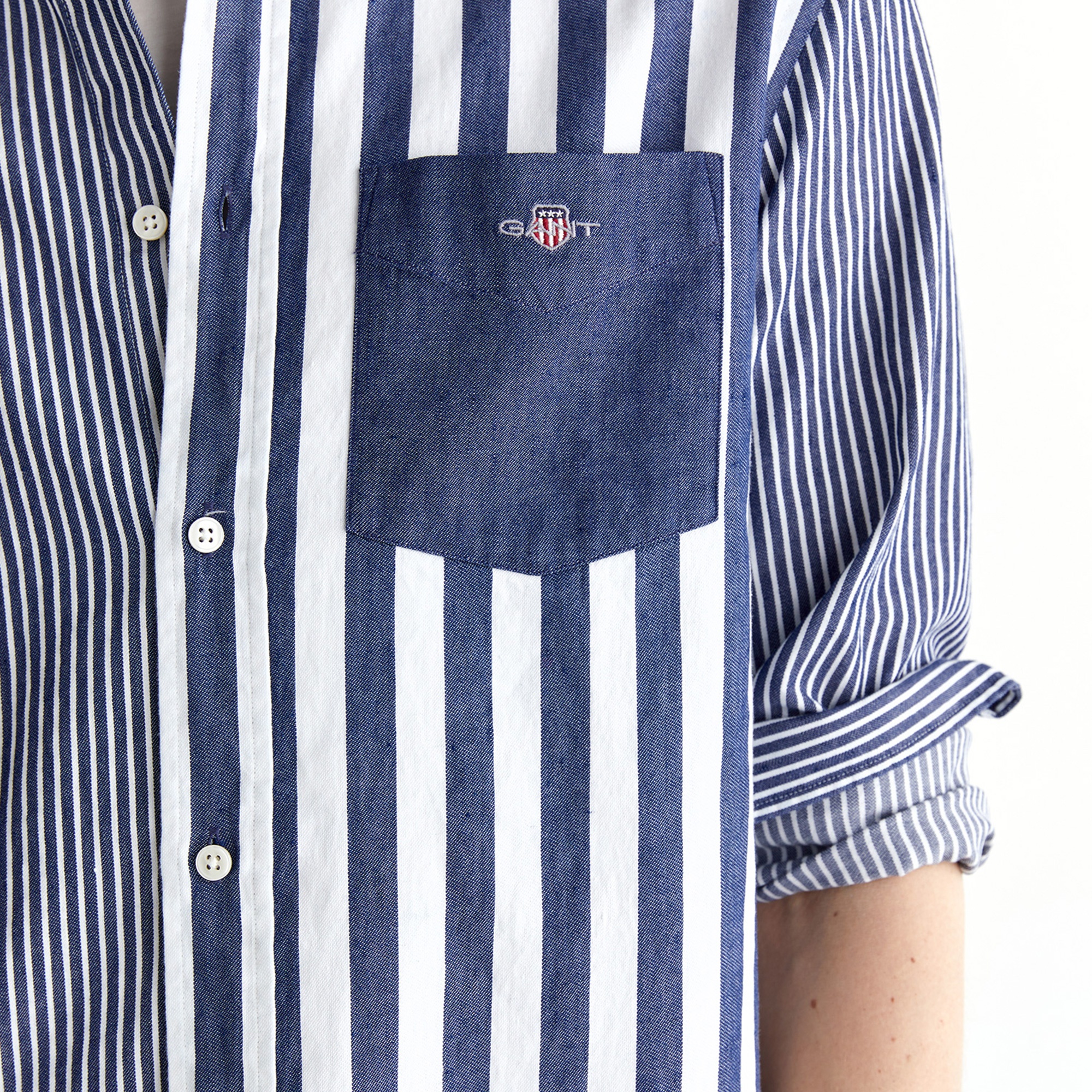 GANT Erkek Mavi Regular Fit Düğmeli Yaka Çizgili Gömlek