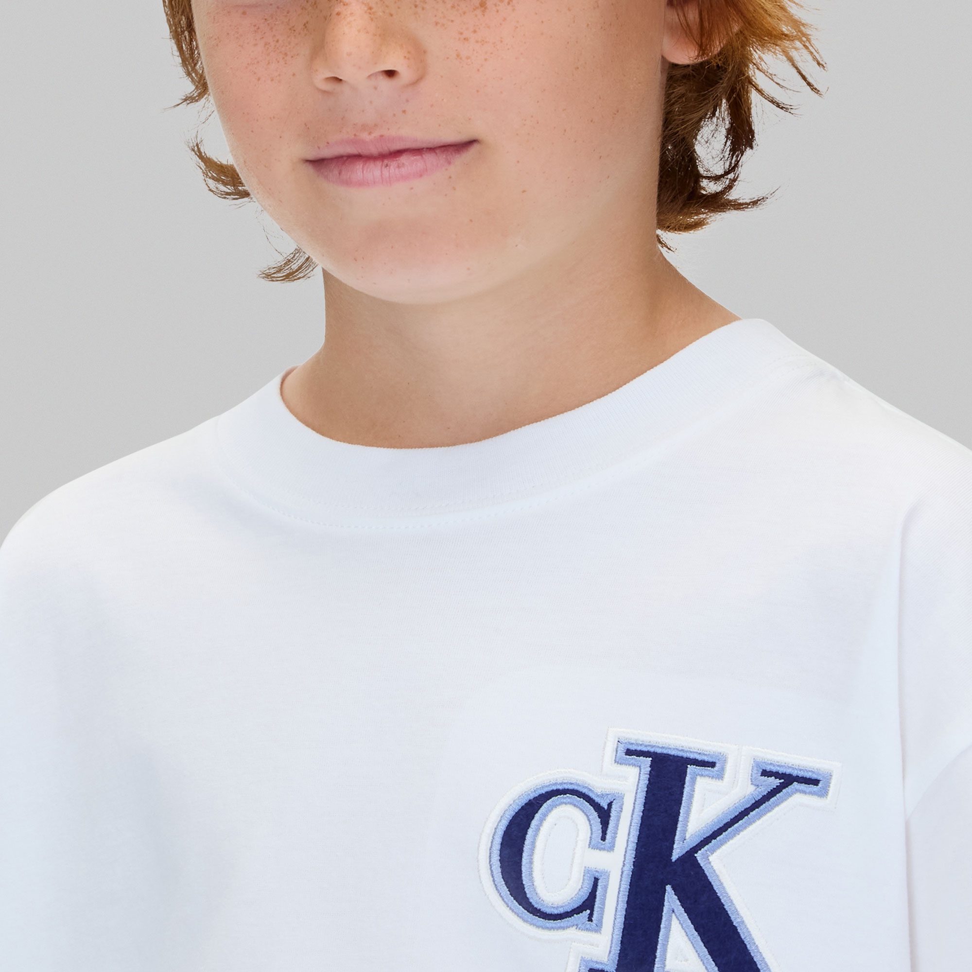 Calvin Klein Festive Graphic Çocuk Beyaz T-Shirt