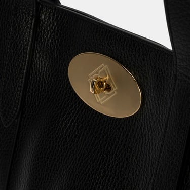  Kadın Siyah Deri Omuz Çantası