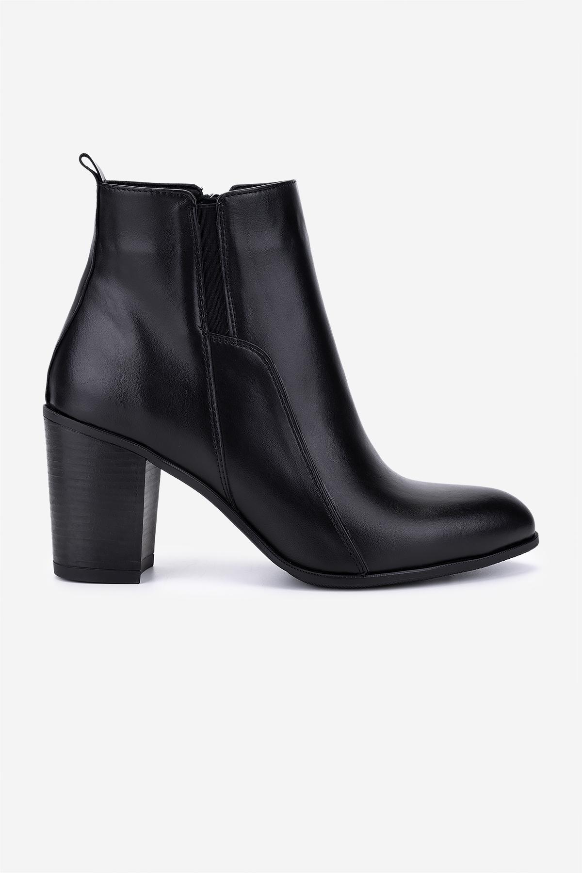  Valmenti Kadın Hakiki Deri Siyah Topuklu Bot
