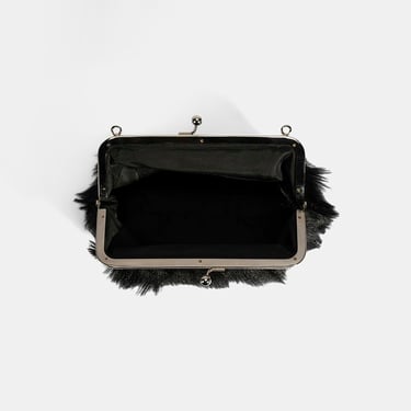  Kadın Siyah Kürklü Zincir Askılı Omuz Çantası