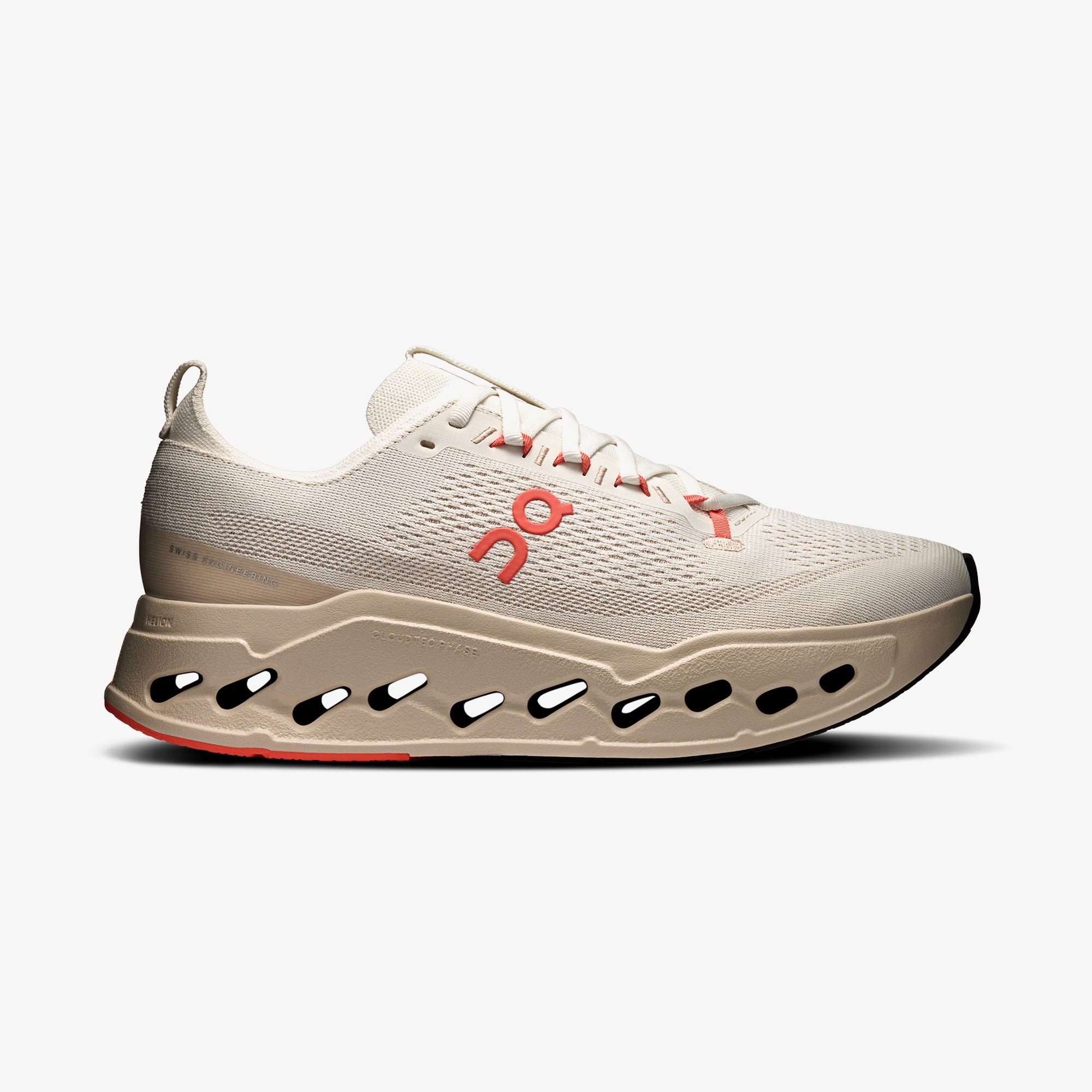 On Cloudsurfer Max Erkek Beyaz Spor Ayakkabı