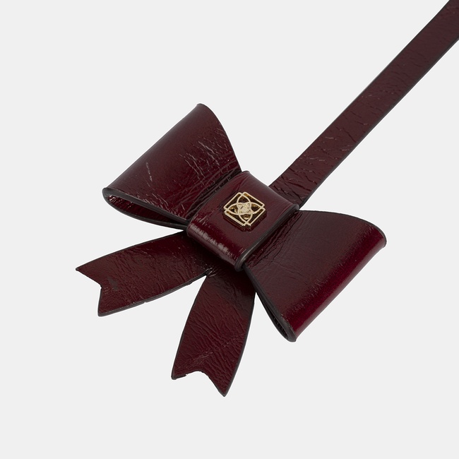  Bordo Fiyonk Figürlü Deri Charm