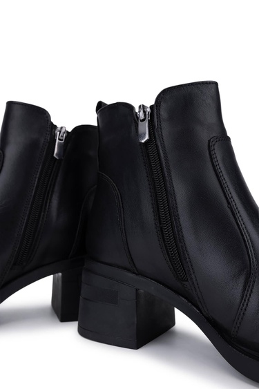  Tamer Tanca Kadın Hakiki Deri Siyah Deri Topuklu Bot
