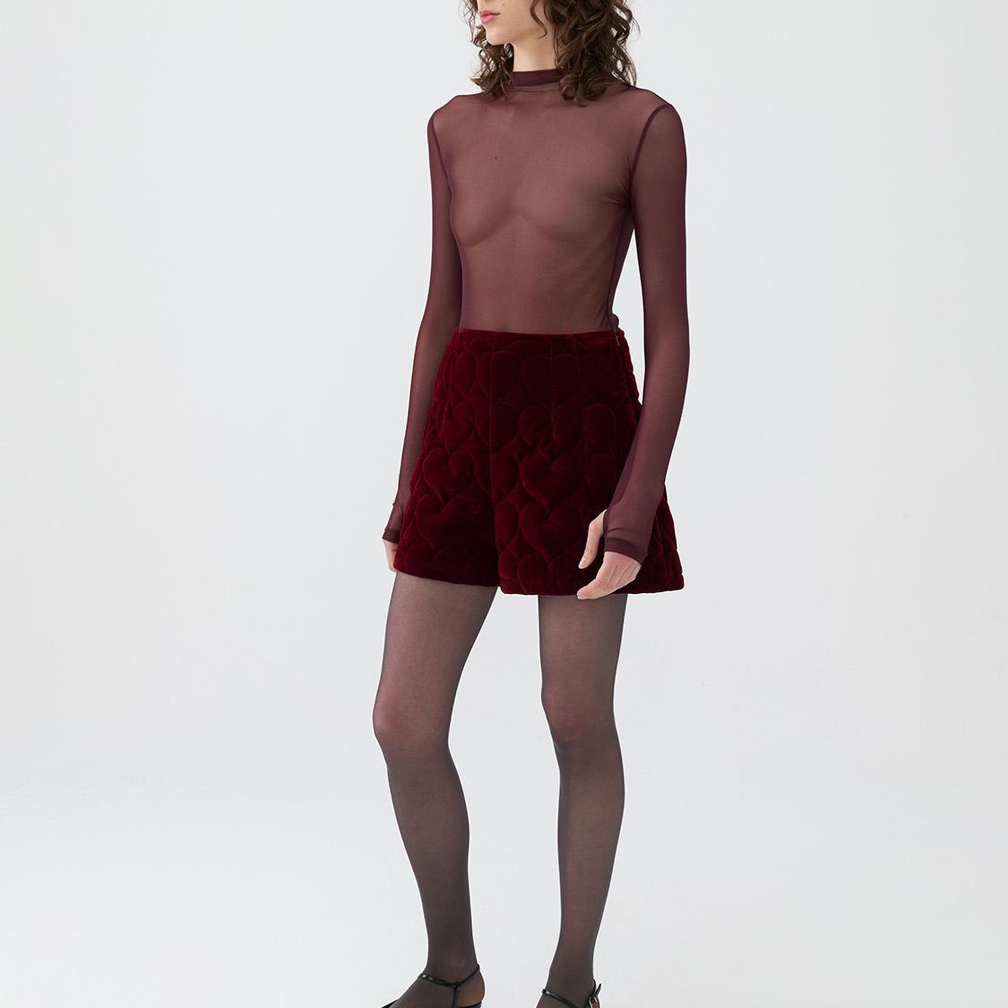 Kapitoneli Mini Şort