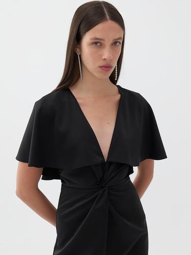  Düğümlü Uzun Elbise