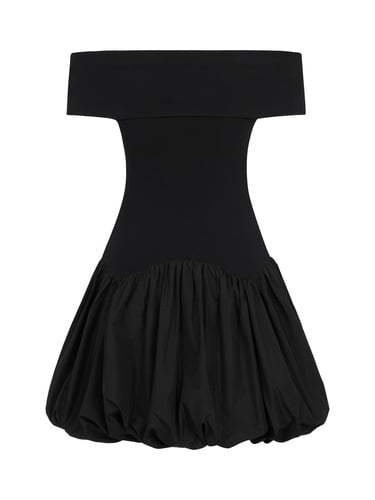  Açık Omuzlu Mini Elbise