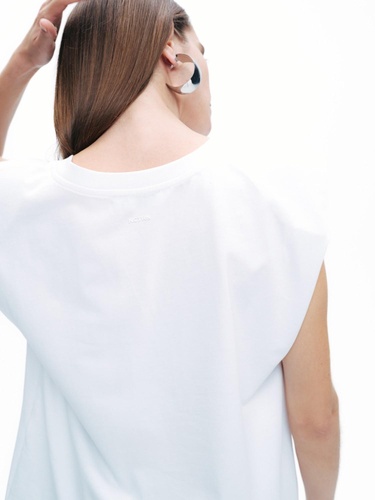  V Yaka Vatkalı Tişört