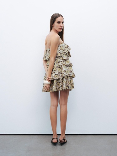  Kemer Detaylı Fırfırlı Mini Elbise