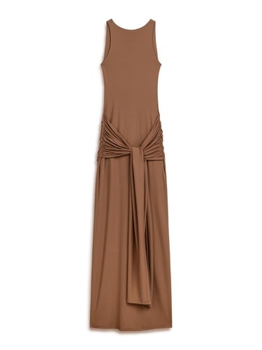  Sırt Dekolteli Maxi Elbise