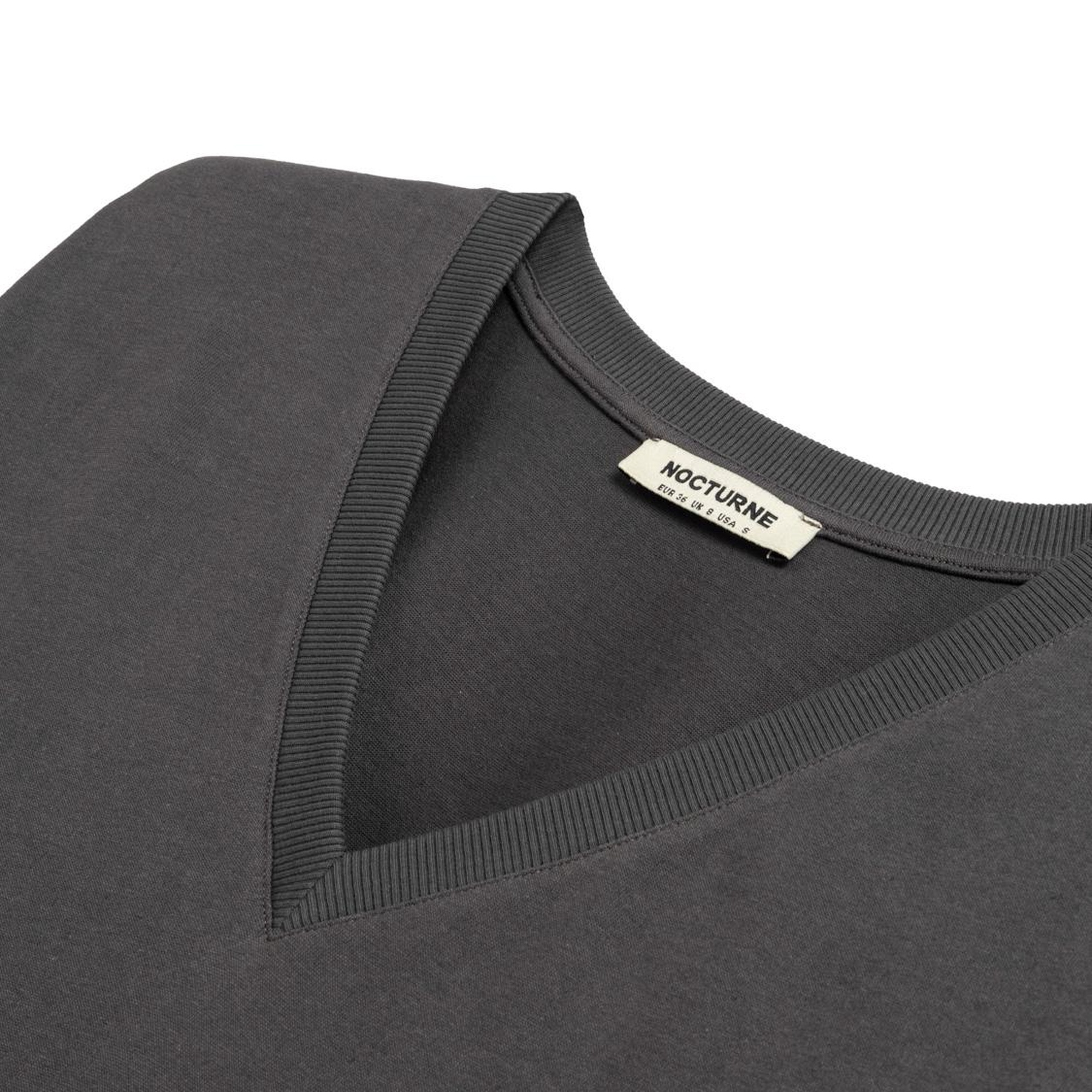 V Yaka Vatkalı Tişört