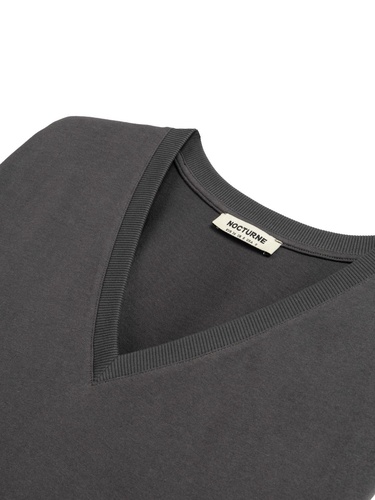  V Yaka Vatkalı Tişört