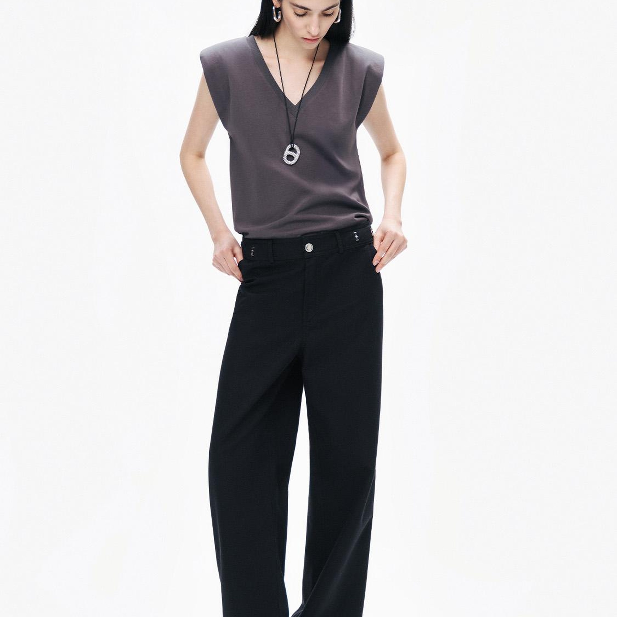 V Yaka Vatkalı Tişört