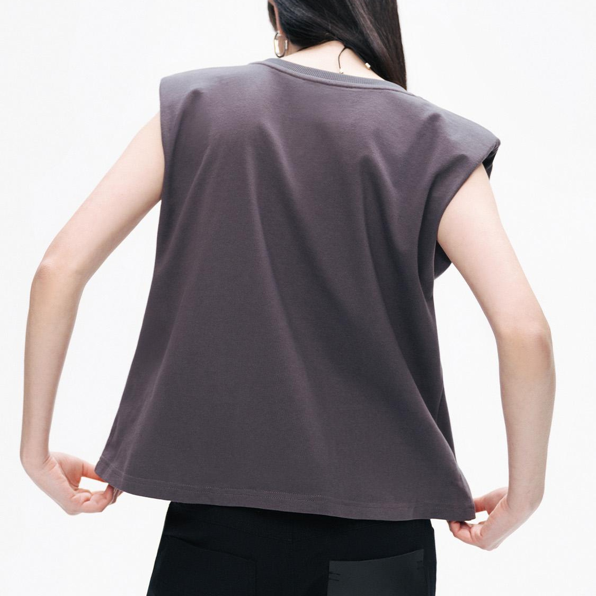 V Yaka Vatkalı Tişört