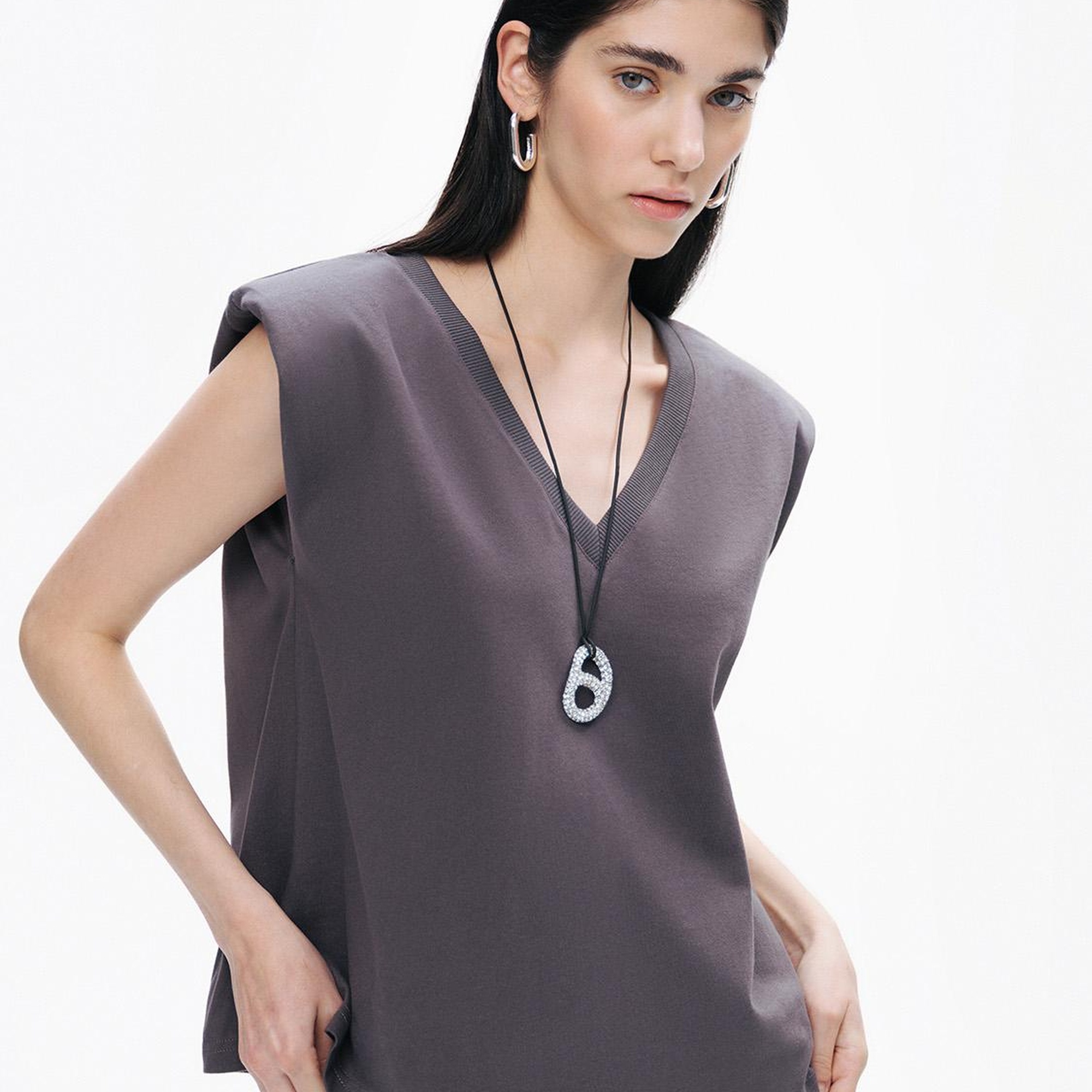 V Yaka Vatkalı Tişört