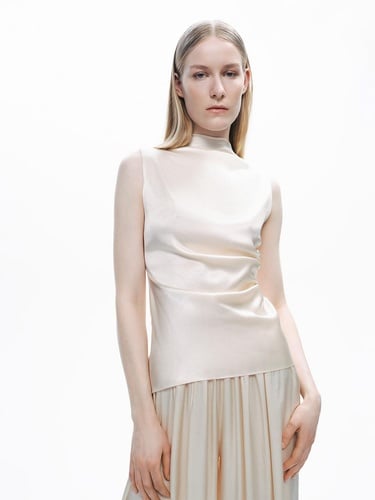  Degaje Dekolte Tasarımlı Bluz