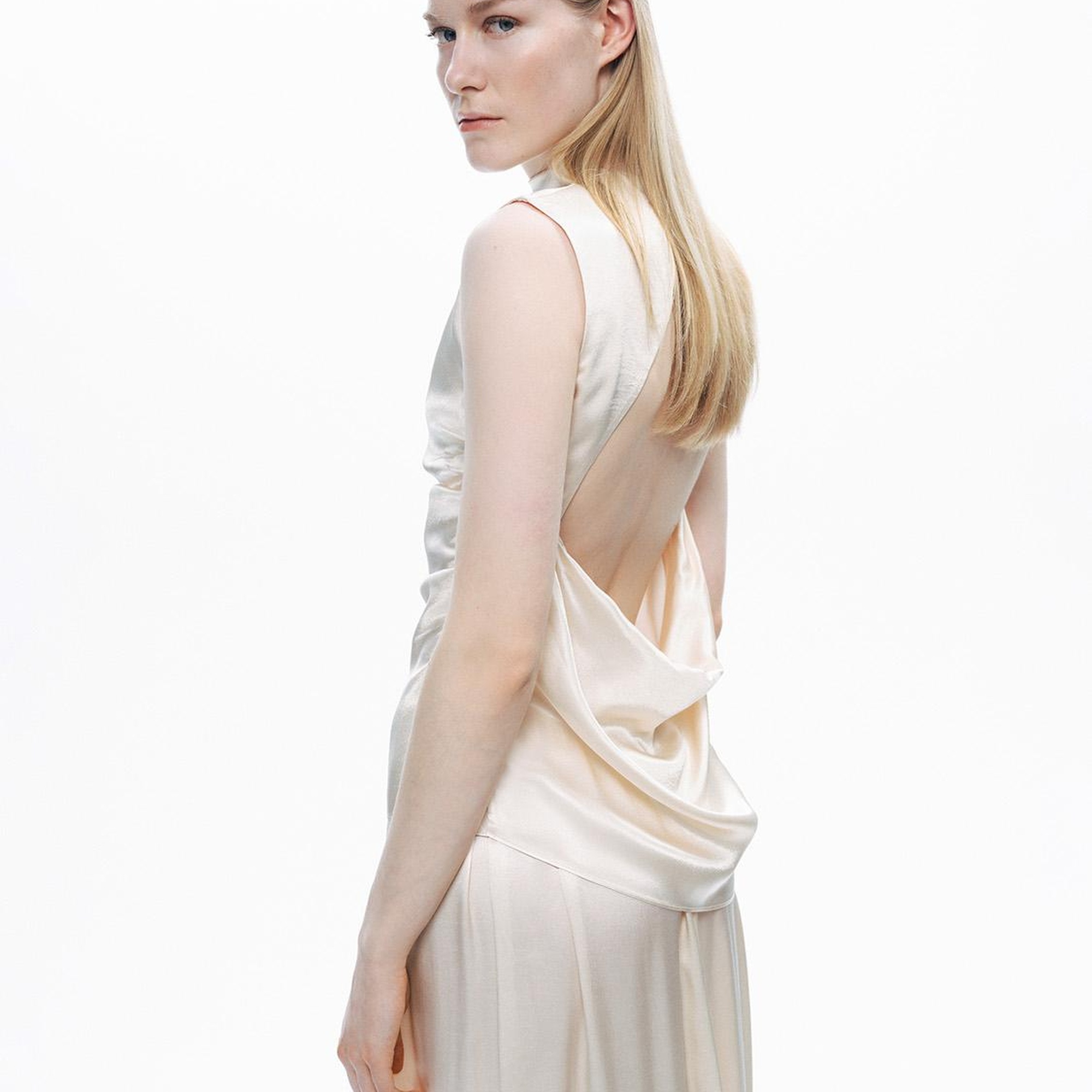 Degaje Dekolte Tasarımlı Bluz