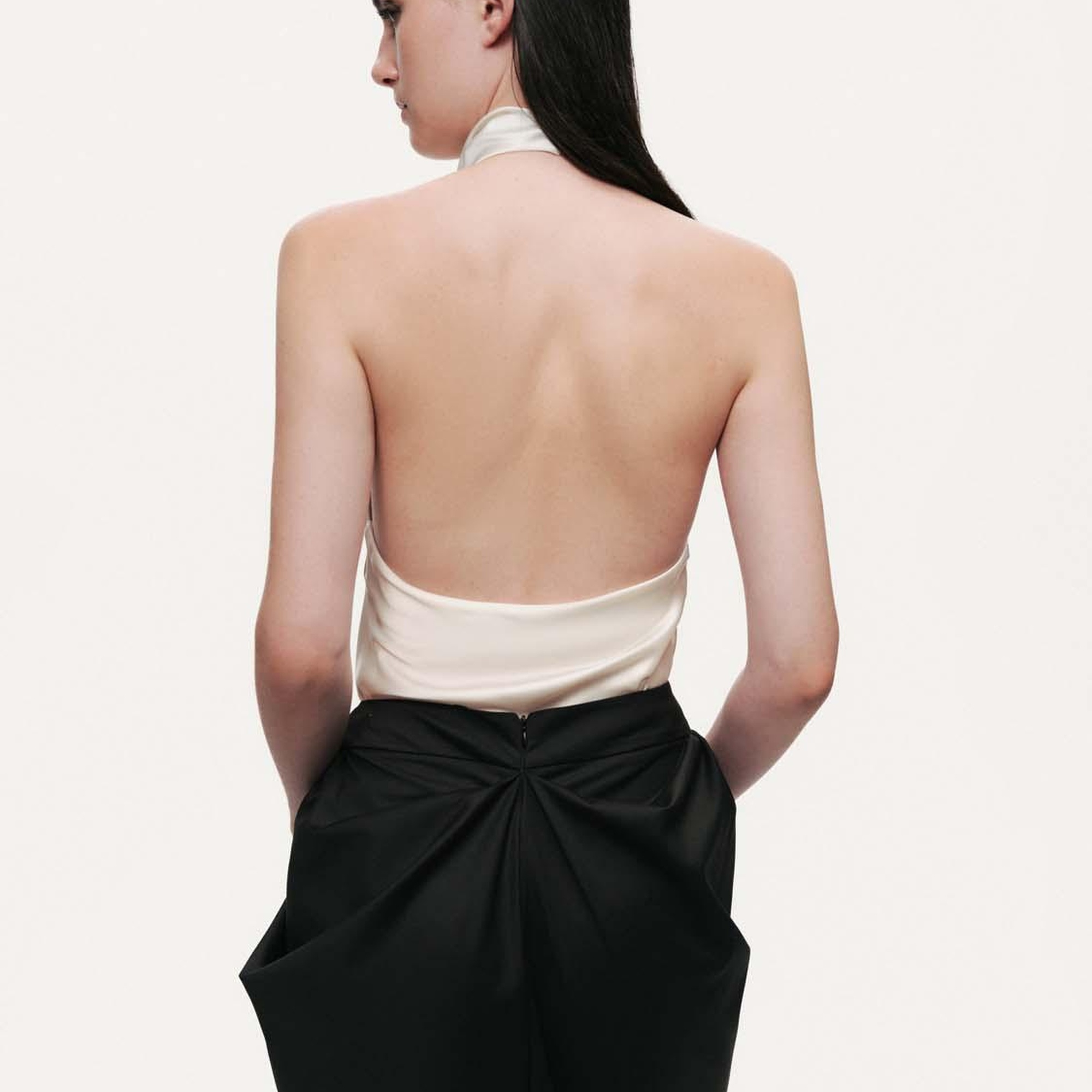 Aksesuar Detaylı Pileli Pantolon